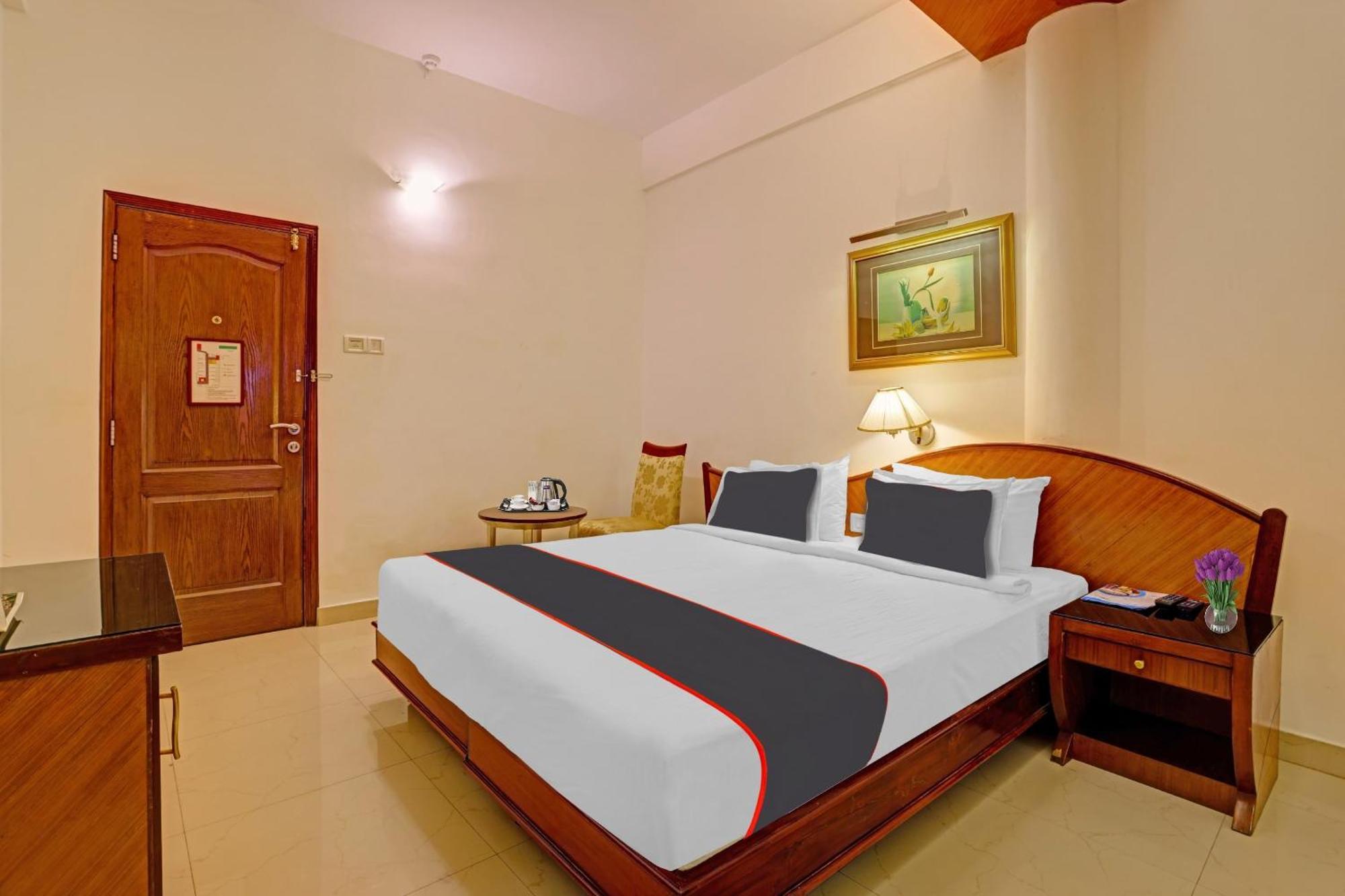 Super Collection O Indraprastha Hotel Thiruvananthapuram ภายนอก รูปภาพ