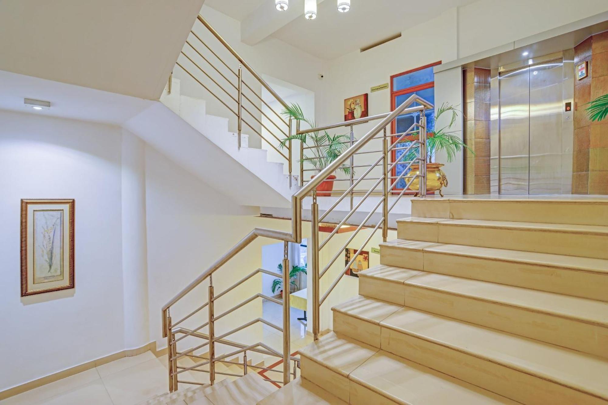 Super Collection O Indraprastha Hotel Thiruvananthapuram ภายนอก รูปภาพ